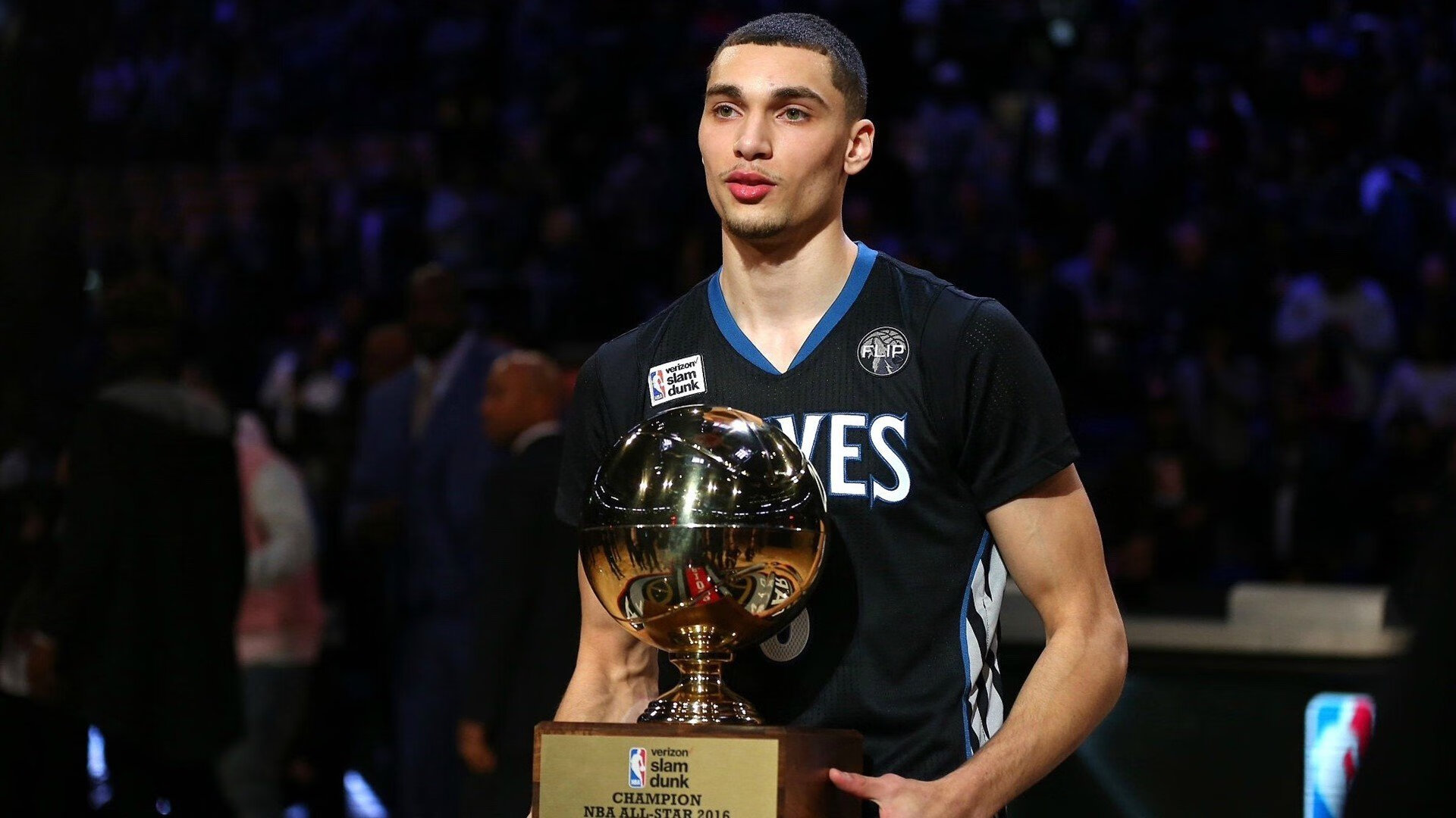 加纳战术压制塞维利亚，拉亚如何成为酋长球场的关键先生